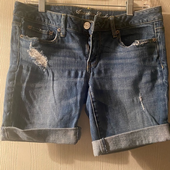 Women’s American Eagle Jean shorts-SZ6 - Picture 1 of 6